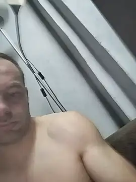 Snapshot of MatusCaddy chatting on 05.15.26 MatusCaddy online show from 05.15.26
