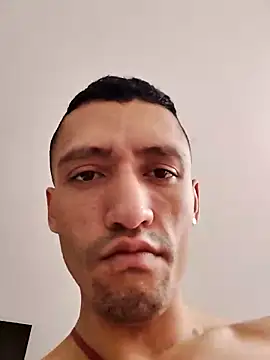 TuCanero23cm online show from 04.15.26