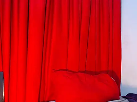 DarkDivva18 online show from 04.22.26