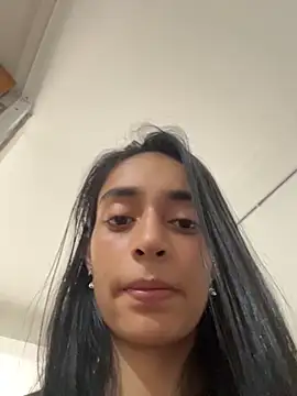 Snapshot of leilani_X chatting on 05.12.26 leilani X online show from 05.12.26