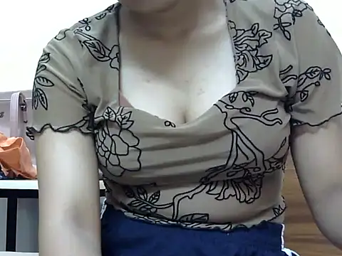 Snapshot of kAVYA_05 chatting on 07.25.26 kAVYA 05 online show from 07.25.26