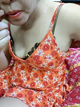 Manisha-Rai online show from 04.28.26