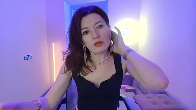 Bonnie Naughtyy online show from 04.25.26