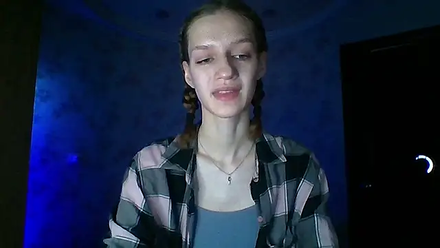 Chrissy Joyful online show from 04.11.26