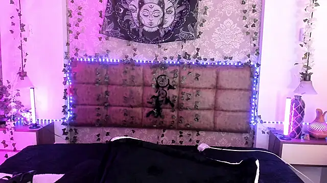 Vickmoon online show from 04.01.26