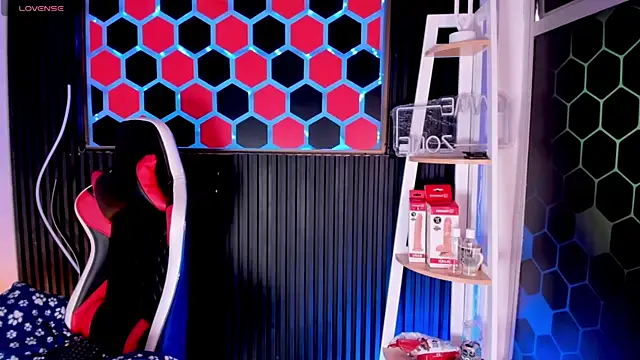 Cristopher Wild online show from 04.30.26