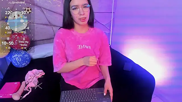 Snapshot of Amara_Velle chatting on 06.16.26 Amara Velle online show from 06.16.26