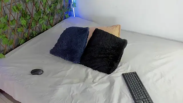 tatianasquirthot online show from 04.17.26