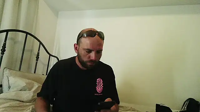 Snapshot of experiencelove chatting on 08.05.26 experiencelove online show from 08.05.26