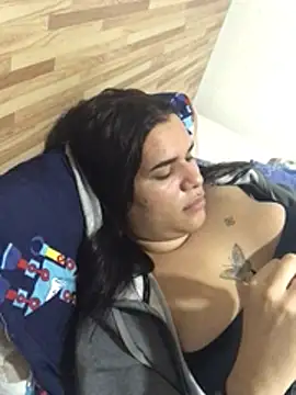 Snapshot of Gabrielaparaiso chatting on 05.30.26 Gabrielaparaiso online show from 05.30.26