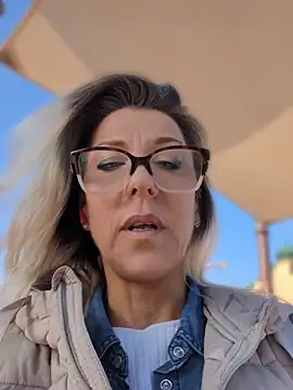 ManuelaX online show from 03.18.26