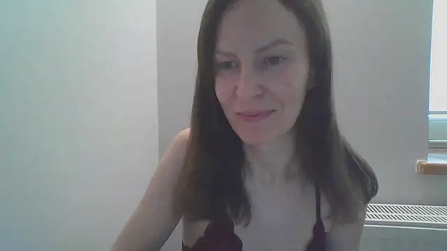 Snapshot of AnnaTight chatting on 06.24.26 AnnaTight online show from 06.24.26