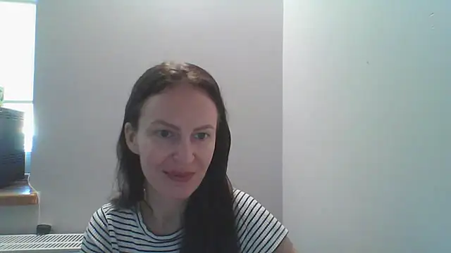 Snapshot of AnnaTight chatting on 07.25.26 AnnaTight online show from 07.25.26