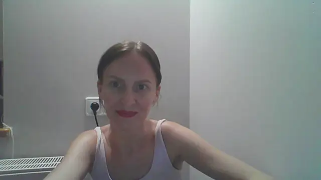 Snapshot of AnnaTight chatting on 08.02.26 AnnaTight online show from 08.02.26