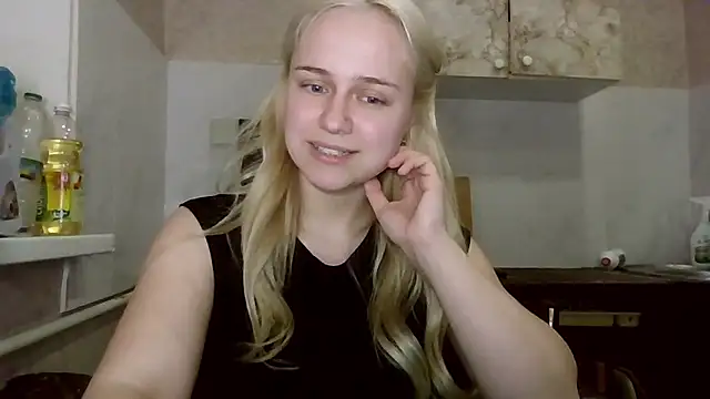 Barbie   girl online show from 04.08.26