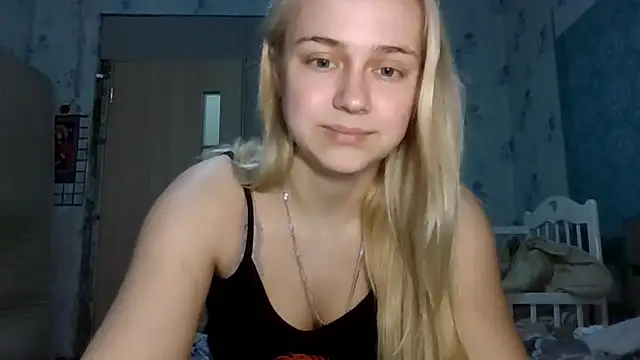 Barbie   girl online show from 04.11.26