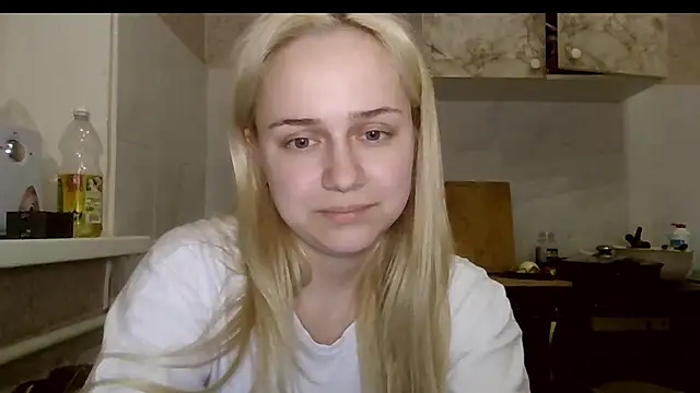 Barbie   girl online show from 04.16.26