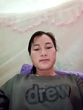 Snapshot of Yuhi3d chatting on 05.04.26 Yuhi3d online show from 05.04.26