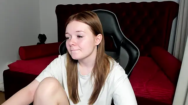 ElinaVale online show from 06.11.26