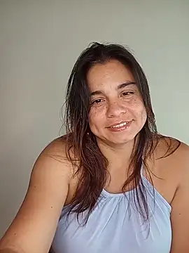 Snapshot of BettyBoo_w chatting on 05.22.26 BettyBoo w online show from 05.22.26