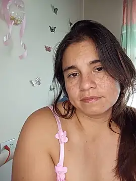 Snapshot of BettyBoo_w chatting on 05.28.26 BettyBoo w online show from 05.28.26