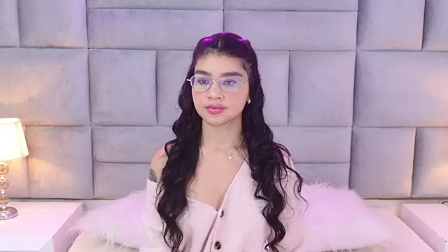 OliviaDiaz online show from 03.24.26