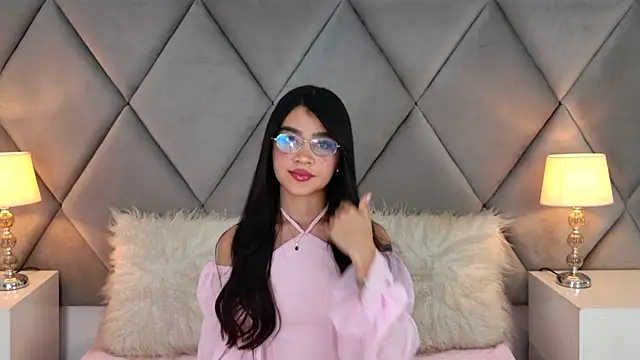 OliviaDiaz online show from 06.21.26
