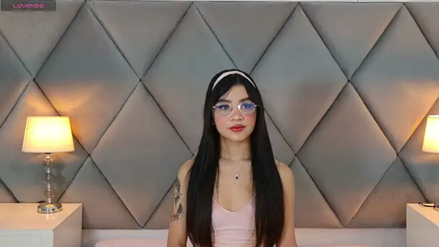 OliviaDiaz online show from 07.04.26