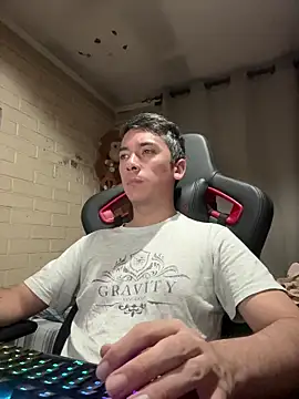 Snapshot of Cr1sXPorn chatting on 04.02.26 Cr1sXPorn online show from 04.02.26