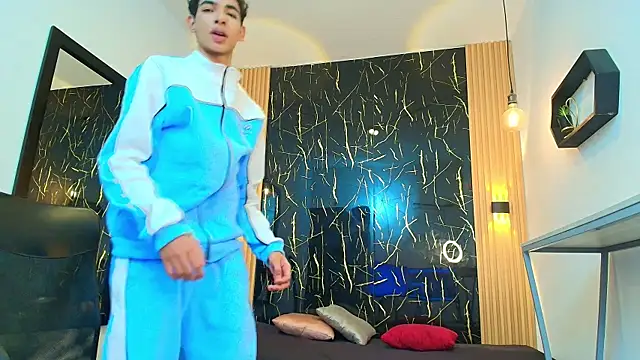 ValeriHot 1 online show from 04.21.26