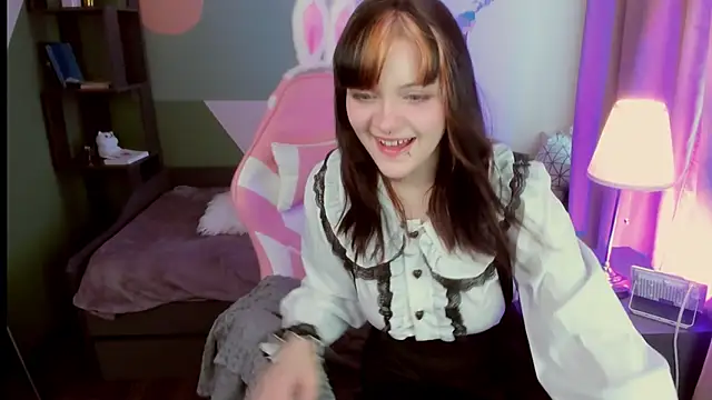 Snapshot of EsterTwilight chatting on 05.23.26 EsterTwilight online show from 05.23.26