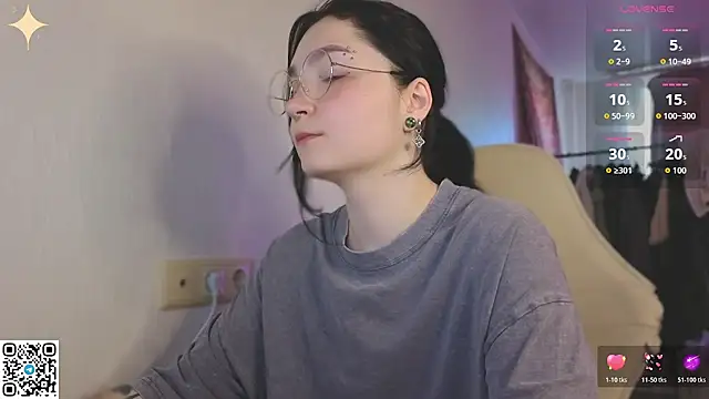 Snapshot of Luna_Moon13 chatting on 07.05.26 Luna Moon13 online show from 07.05.26