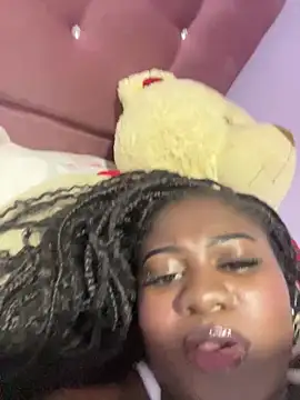 KiaraJohnsonn online show from 04.04.26