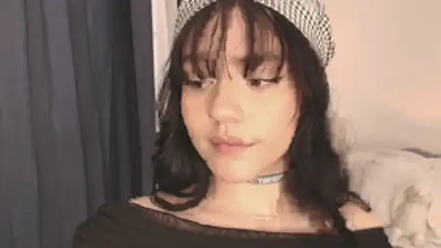Snapshot of Katiieee chatting on 06.28.26 Katiieee online show from 06.28.26