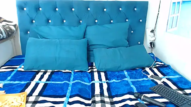 CuteBubbles13th online show from 04.20.26