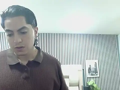 Alex Wolft online show from 04.17.26