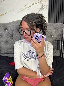 Bunny fire online show from 04.18.26