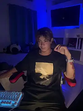 AngelLatinBoy online show from 04.03.26