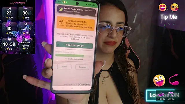 Snapshot of EvoniLatina chatting on 07.27.26 EvoniLatina online show from 07.27.26