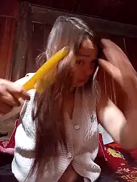 Yellow-pink online show from 05.06.26