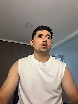 TroyeSavage online show from 03.21.26