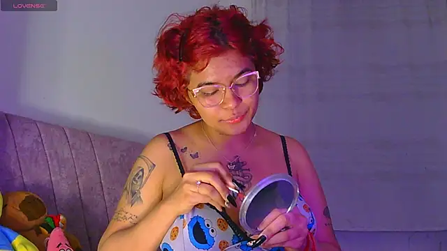 Snapshot of alessia_temptation chatting on 06.19.26 alessia temptation online show from 06.19.26