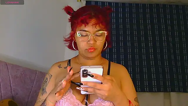 Snapshot of alessia_temptation chatting on 07.09.26 alessia temptation online show from 07.09.26