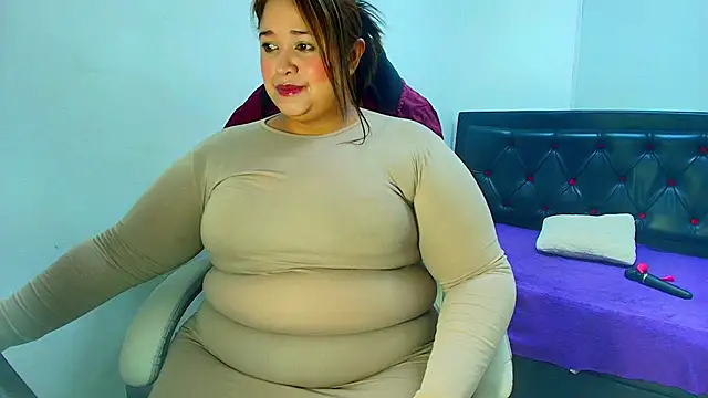 Snapshot of BustyyJuicy_Rs chatting on 03.30.26 BustyyJuicy Rs online show from 03.30.26
