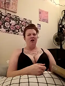 Snapshot of Sluttynoel chatting on 05.01.26 Sluttynoel online show from 05.01.26