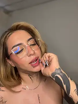 Snapshot of CarolQueen1_ chatting on 06.14.26 CarolQueen1 online show from 06.14.26