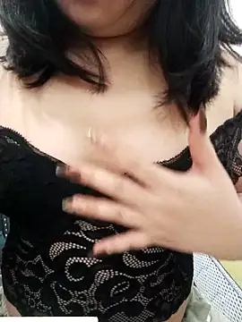 Snapshot of ylulinh chatting on 03.14.26 ylulinh online show from 03.14.26