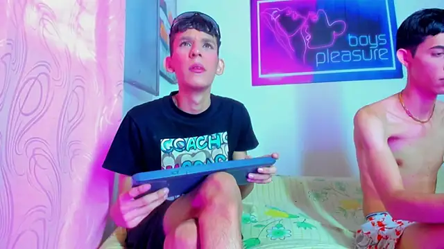 Desire Boys1 online show from 04.22.26