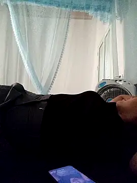 Sweet-cum425 online show from 04.13.26