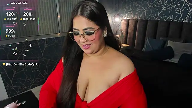 Charlottxl online show from 04.22.26